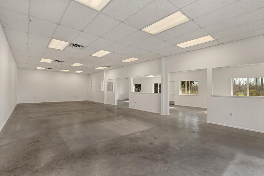 More Photos Of 3388 State Highway 32, Chico Warehouse For Lease