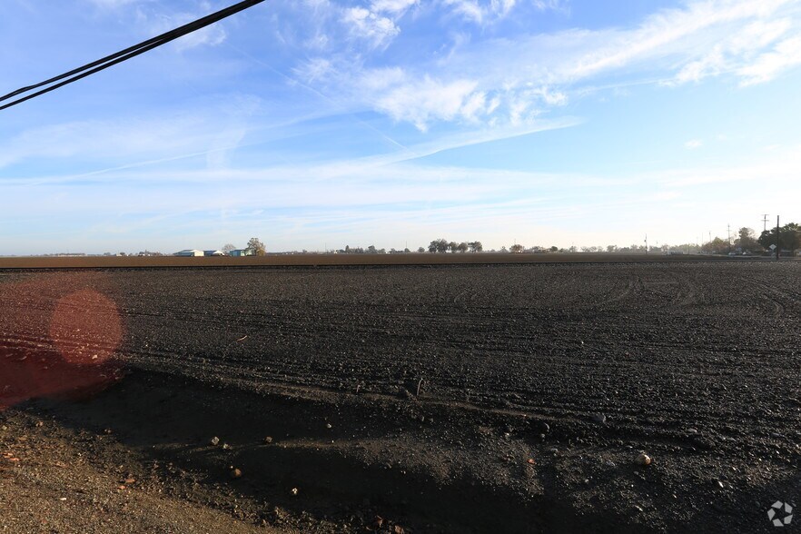 More Photos Of County Road 99w @ County Road 17, Yolo Land For Lease