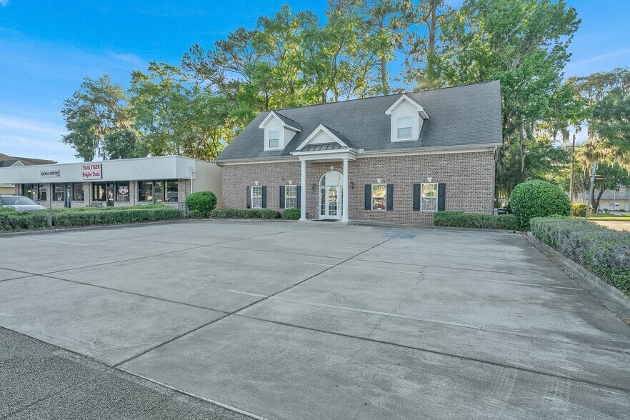 More Photos Of 7031 Hodgson Memorial Dr, Savannah Office For Lease