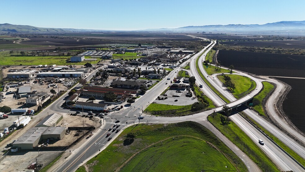 More Photos Of 1013 Front St, Soledad Hotel For Sale