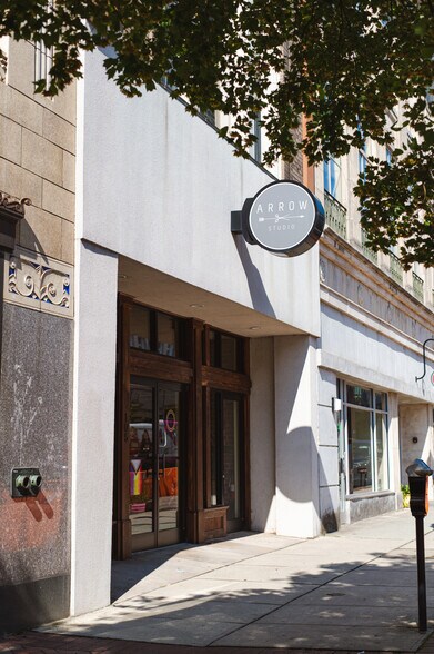 More Photos Of 105 W Main St, Durham Apartments For Lease