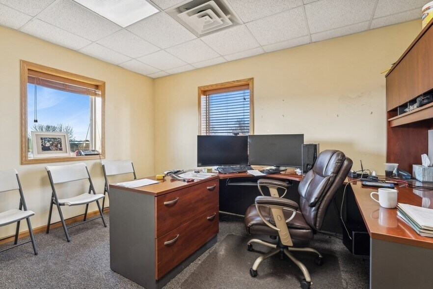 More Photos Of 100 Isanti Pky NE, Isanti Warehouse For Sale