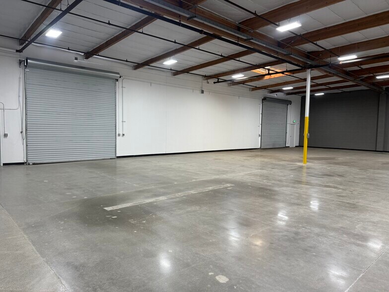 More Photos Of 1405 N Baxter St, Anaheim Warehouse For Sale