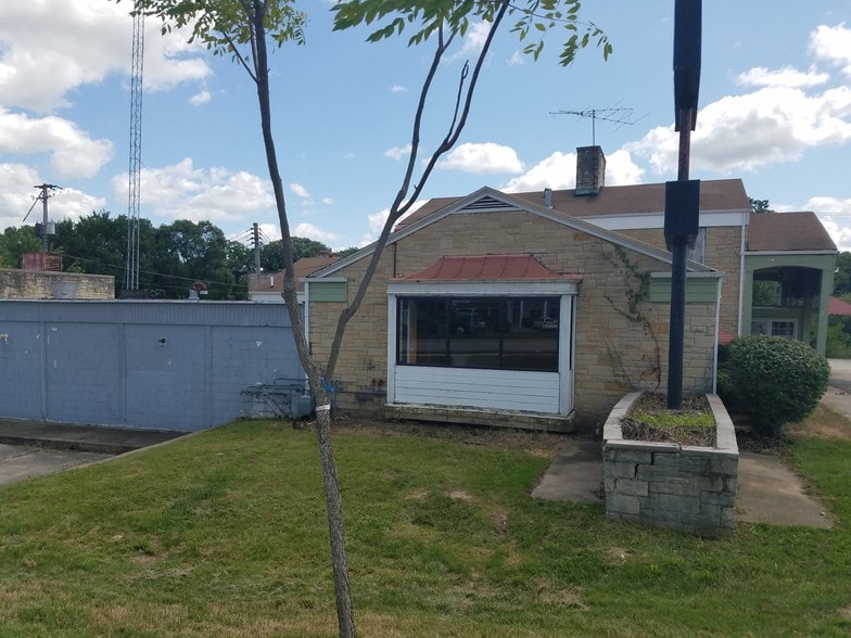 More Photos Of 23819 W Eames St, Channahon Restaurant For Sale