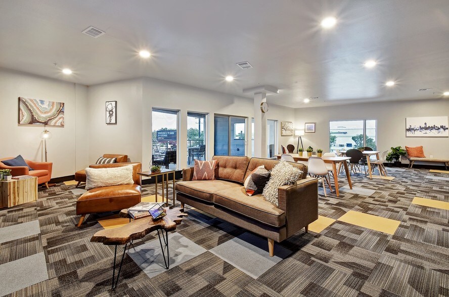 More Photos Of 6444 Burnet Rd, Austin Apartments For Lease