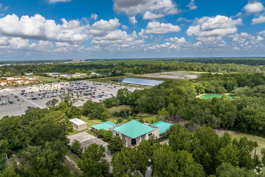 More Photos Of 11821 Telge Rd, Cypress Office For Sale