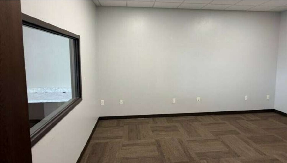 More Photos Of 1101 SW 30th Ct, Oklahoma City Medical For Lease