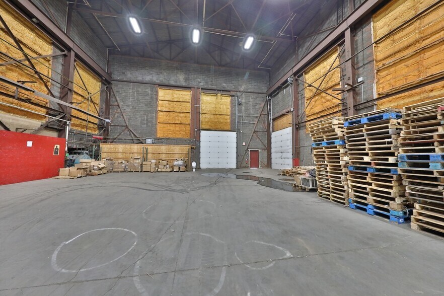 More Photos Of 126 E Dickerson St, Dover Warehouse For Sale