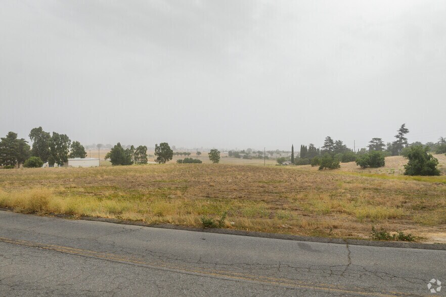 More Photos Of Pennsylvania Ave, Beaumont Land For Sale