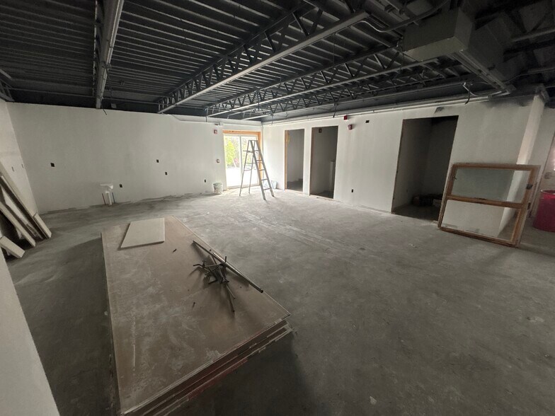 More Photos Of 423-425 Main St, Bennington Office Residential For Sale