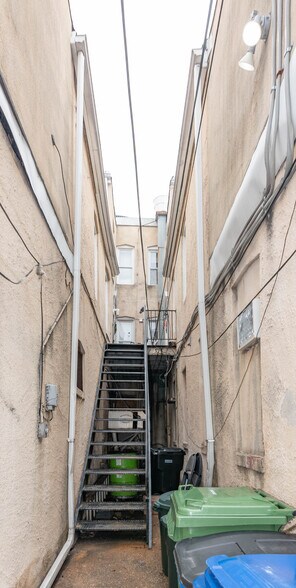 More Photos Of 1538 Light St, Baltimore Storefront Retail Residential For Sale