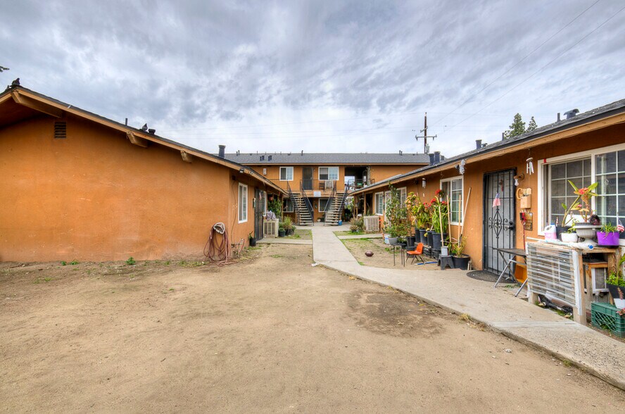 More Photos Of 1275 N 8th St, Fresno Apartments For Sale