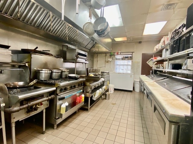 More Photos Of 2085 Burnt Mills Rd, Bedminster Freestanding For Sale