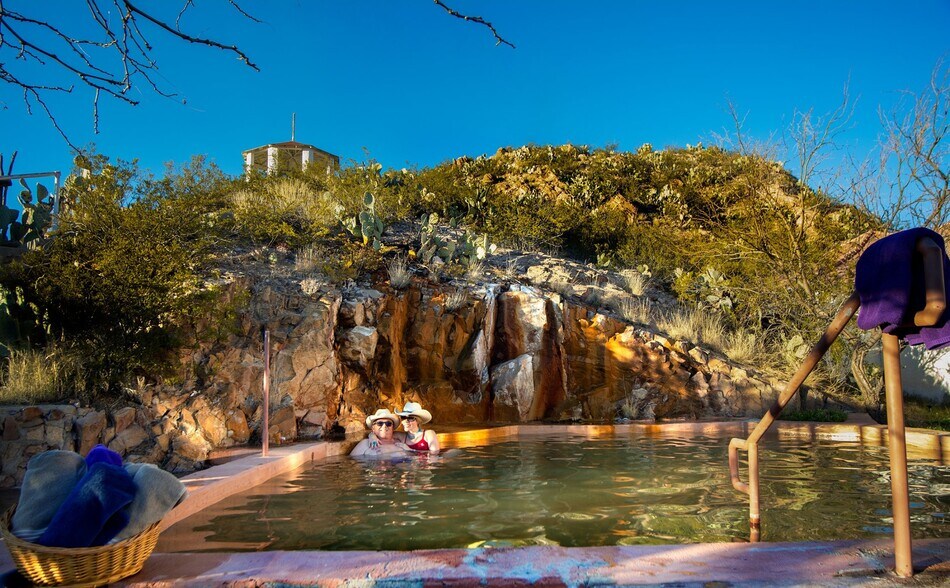 More Photos Of 2200 County Rd D061, Las Cruces Hotel For Sale