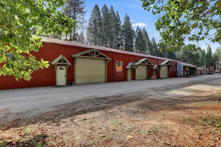 More Photos Of 14724 N Bloomfield Rd, Nevada City Flex For Sale