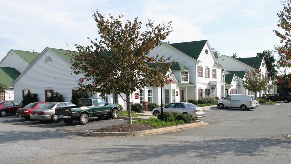 More Photos Of 707 Whitlock Ave SW, Marietta Medical For Lease