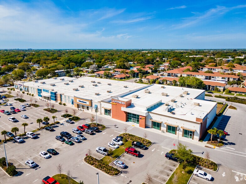 More Photos Of 2130 Gulf To Bay Blvd, Clearwater Storefront For Sale