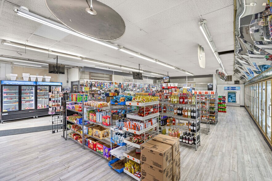 More Photos Of 10644 Morang Dr, Detroit Storefront For Sale