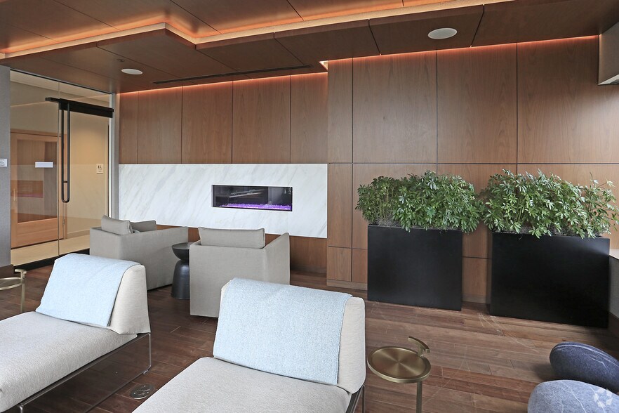 More Photos Of 365 Nicollet Mall, Minneapolis Apartments For Sale