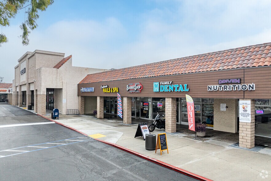 More Photos Of 2400-2520 E Chapman Ave, Fullerton Unknown For Lease