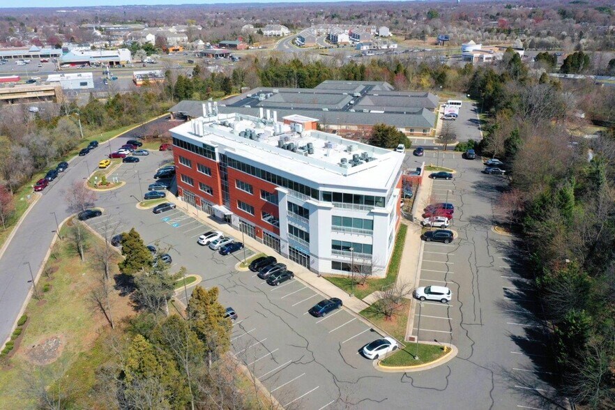 More Photos Of 8551 Rixlew Ln, Manassas Office For Lease