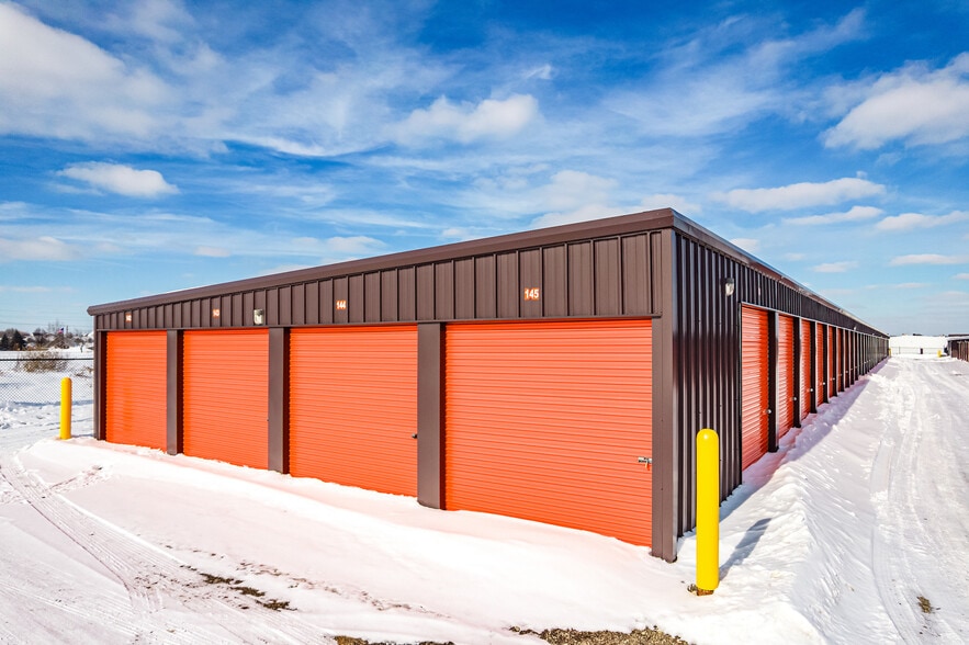 More Photos Of 2851 Business Pl SE, Massillon Self Storage For Sale