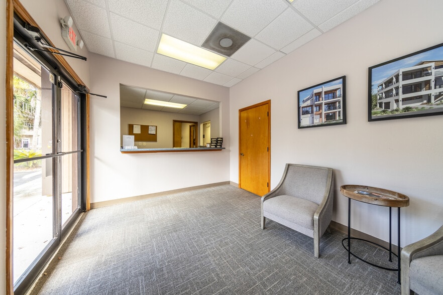 More Photos Of 26 Office Park Dr, Palm Coast Medical For Sale