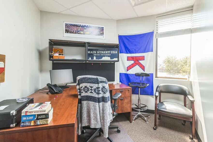More Photos Of 16333 S Great Oaks Dr, Round Rock Medical For Lease
