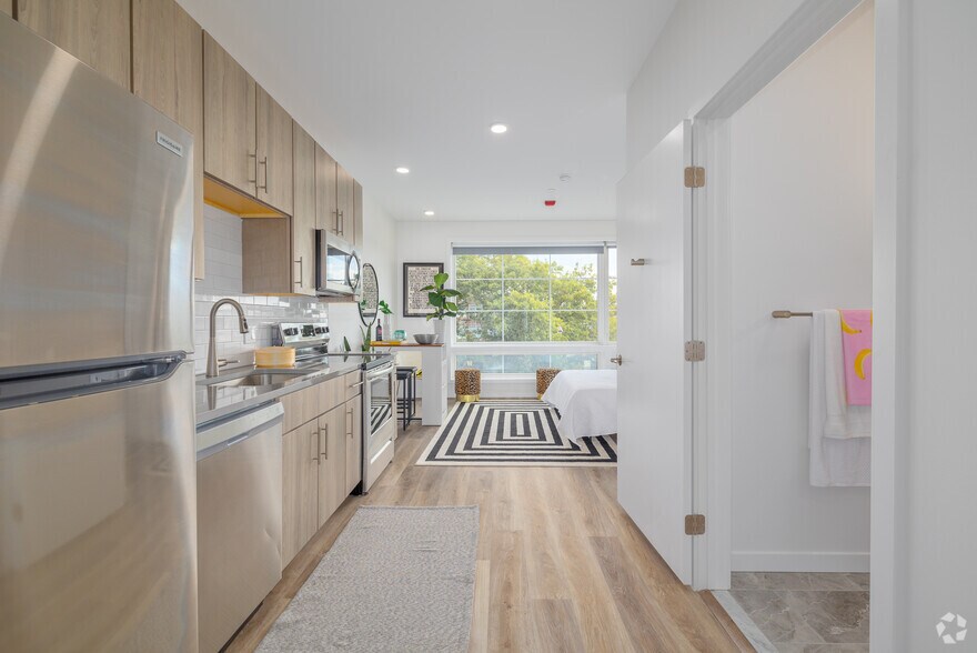 More Photos Of 741 Spring Garden St, Philadelphia Apartments For Lease