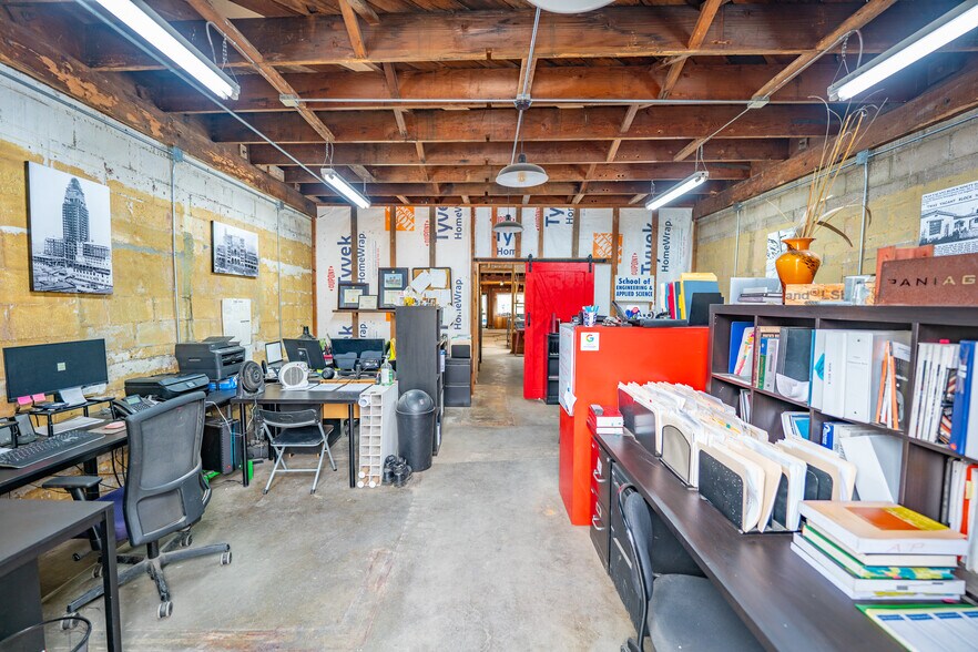 More Photos Of 5956 West Blvd, Los Angeles Storefront Retail Office For Sale