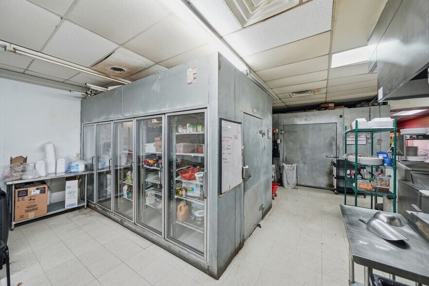 More Photos Of 715 1st Corso, Nebraska City Restaurant For Sale