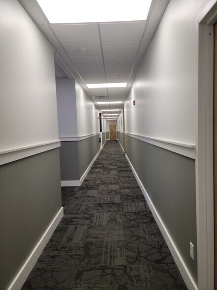 More Photos Of 16 N Greenbush Rd, Troy Freestanding For Lease