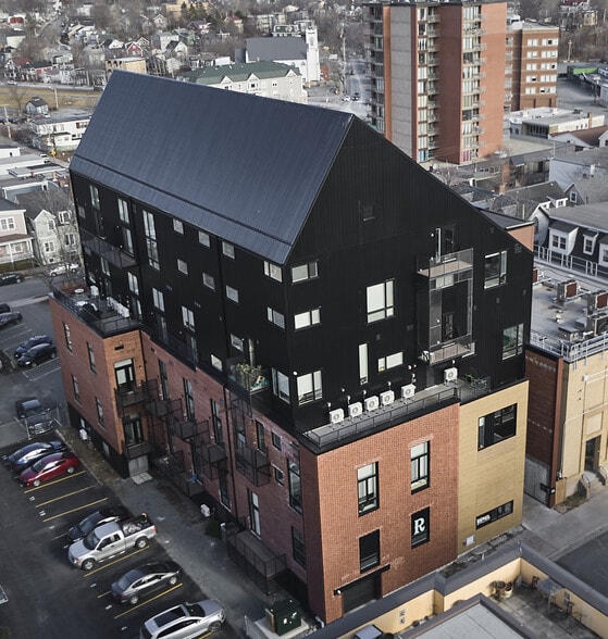More Photos Of 36 Wentworth St, Dartmouth Apartments For Sale