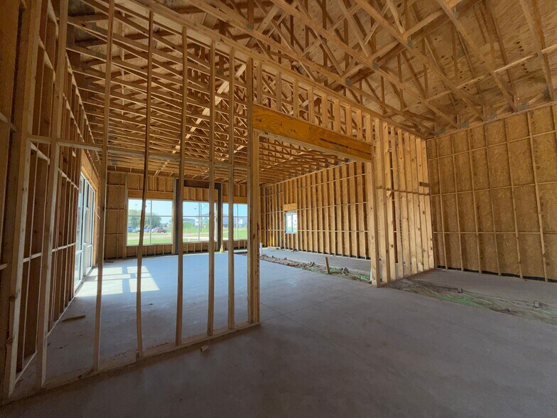 More Photos Of 233-235 Burnett Trail, Canton Storefront Retail Office For Lease