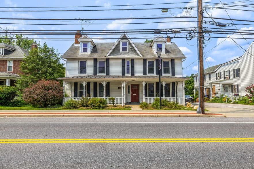 More Photos Of 410 Main St, Reisterstown Medical For Lease