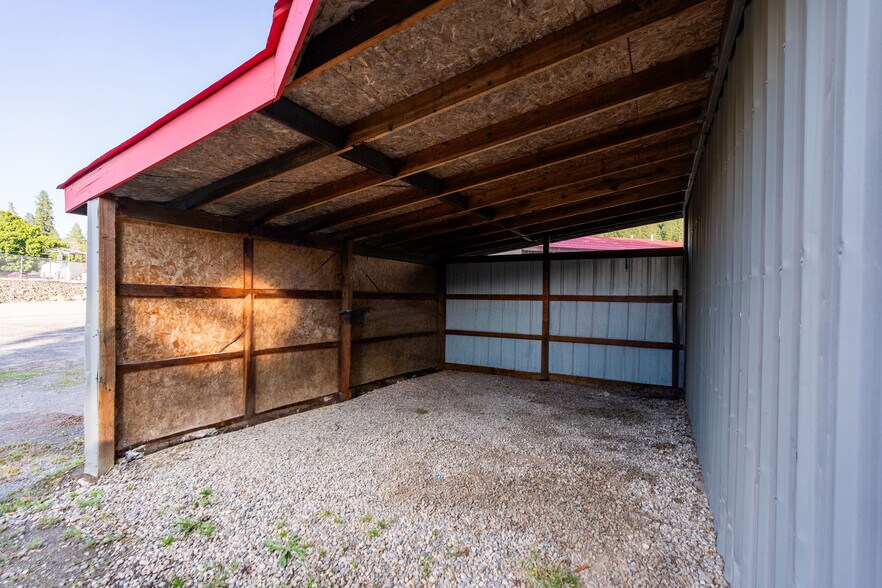 More Photos Of 6665 S Main St, Bonners Ferry Storefront Retail Office For Sale