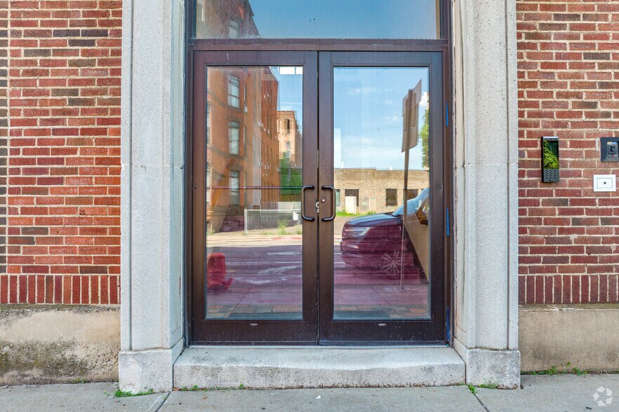 More Photos Of 257 Washington St, Binghamton Apartments For Sale