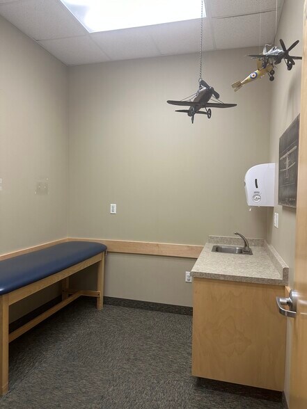 More Photos Of 811-867 N 900 W, Orem Office For Sale