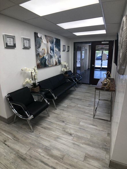 More Photos Of 1940 E Thunderbird Rd, Phoenix Medical For Lease