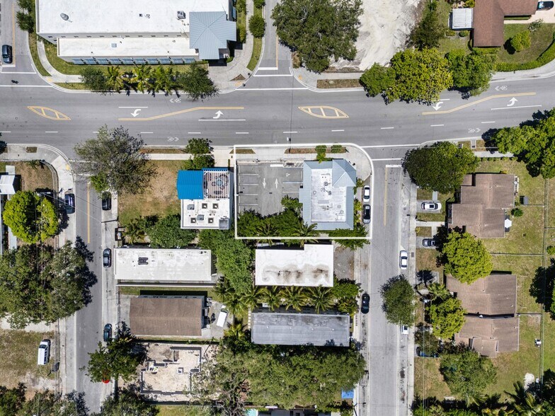 More Photos Of 3305 SW 37th Ave, Miami Office For Sale