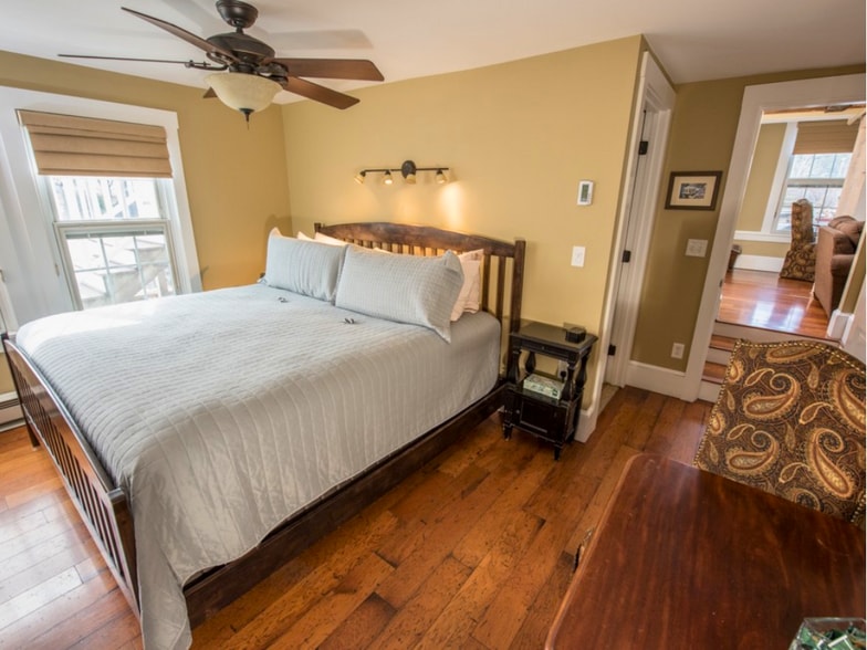 More Photos Of 571 Main St, Ogunquit Hospitality For Sale