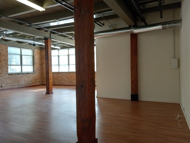 More Photos Of 5100 N Ravenswood Ave, Chicago Loft Creative Space For Lease