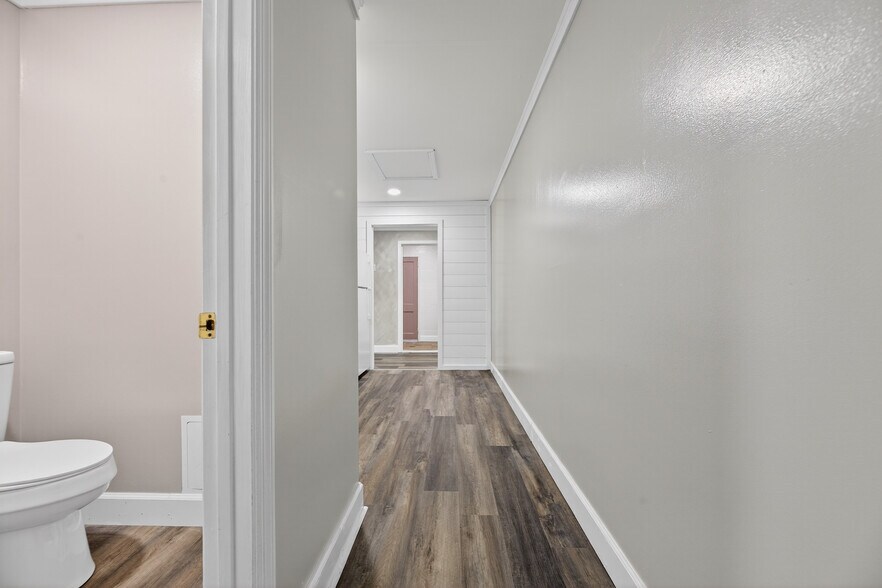 More Photos Of 15391 US Highway 431 S, Glencoe General Retail For Sale