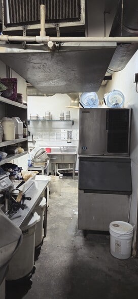 More Photos Of 6716 Church St, Douglasville Restaurant For Sale