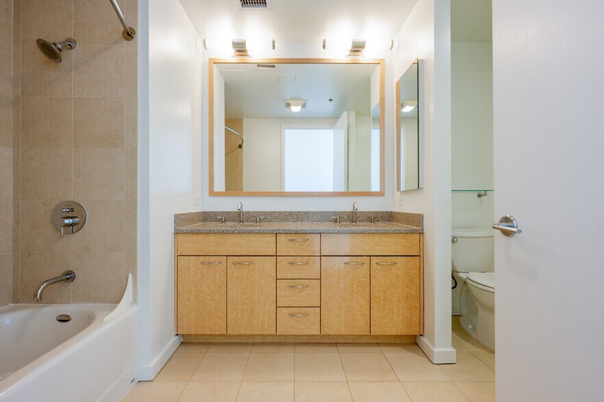 More Photos Of 100 Grand Ave, Oakland Apartments For Lease