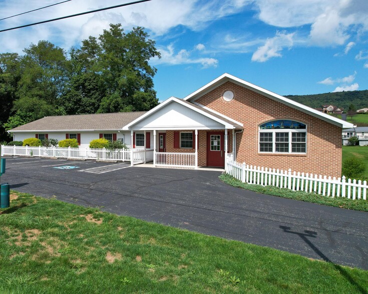 Primary Photo Of 2875 Valley Rd, Marysville Office For Sale