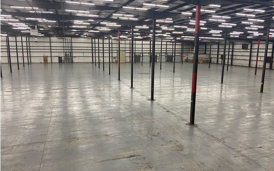 More Photos Of 546 Old Liberty Hill Rd, Toccoa Warehouse For Lease