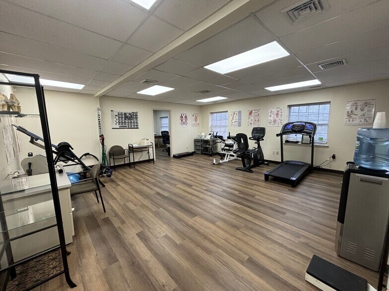 More Photos Of 1030 Clifton Ave, Clifton Medical For Lease