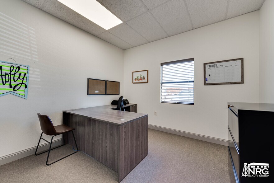 More Photos Of 4311 E County Road 45, Midland Manufacturing For Lease