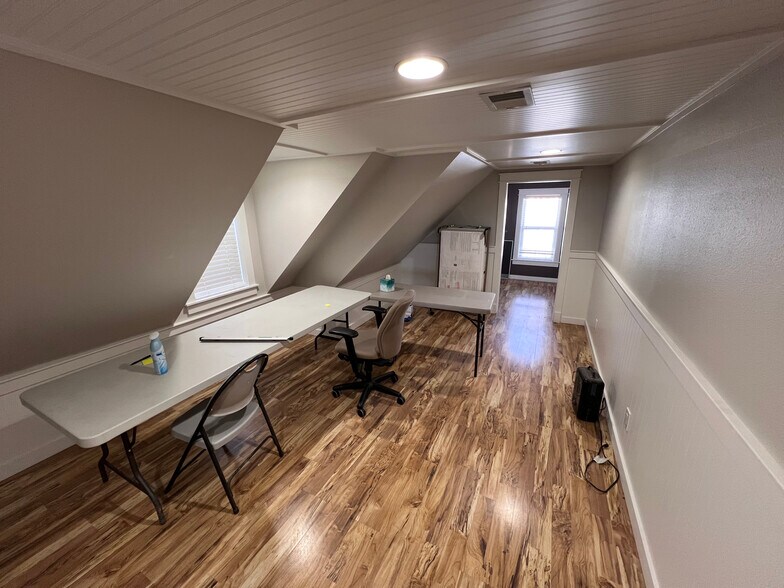 More Photos Of 13728 E I25 Frontage Rd, Mead Industrial For Sale